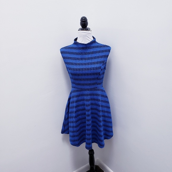 everleigh Dresses & Skirts - EVERLEIGH Sleeveless Fit and Flare Dress